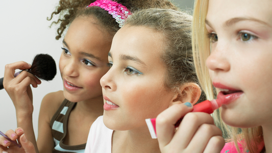 Maquillaje y niñas