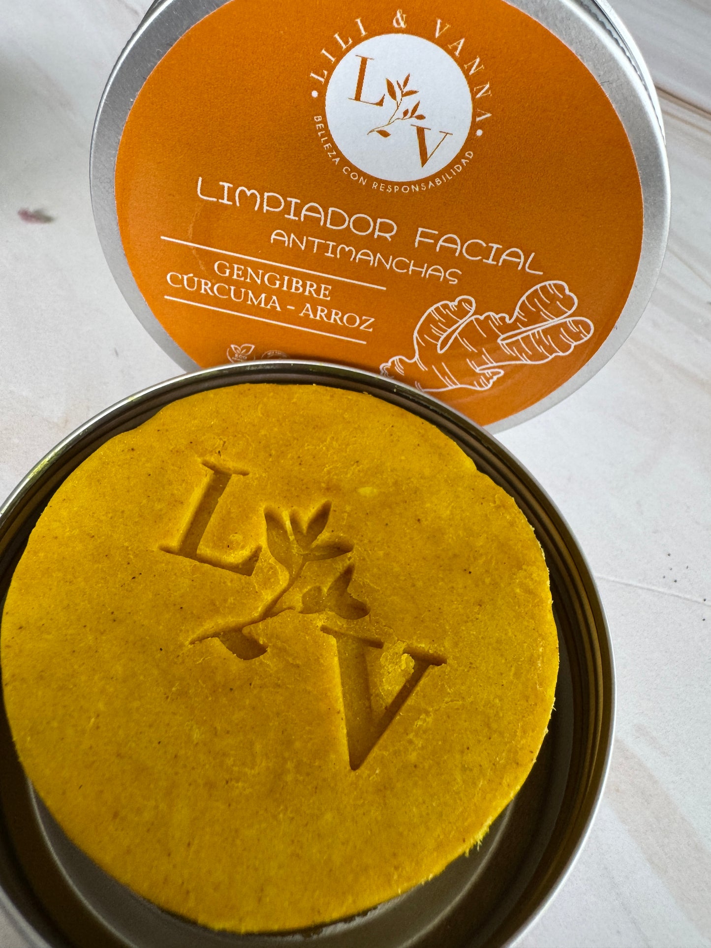 Limpiadora Facial Antimanchas de Curcuma